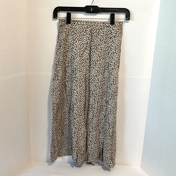 American Eagle XS Women’s High-Waisted Leopard MIDI Skirt - Picture 1 of 5